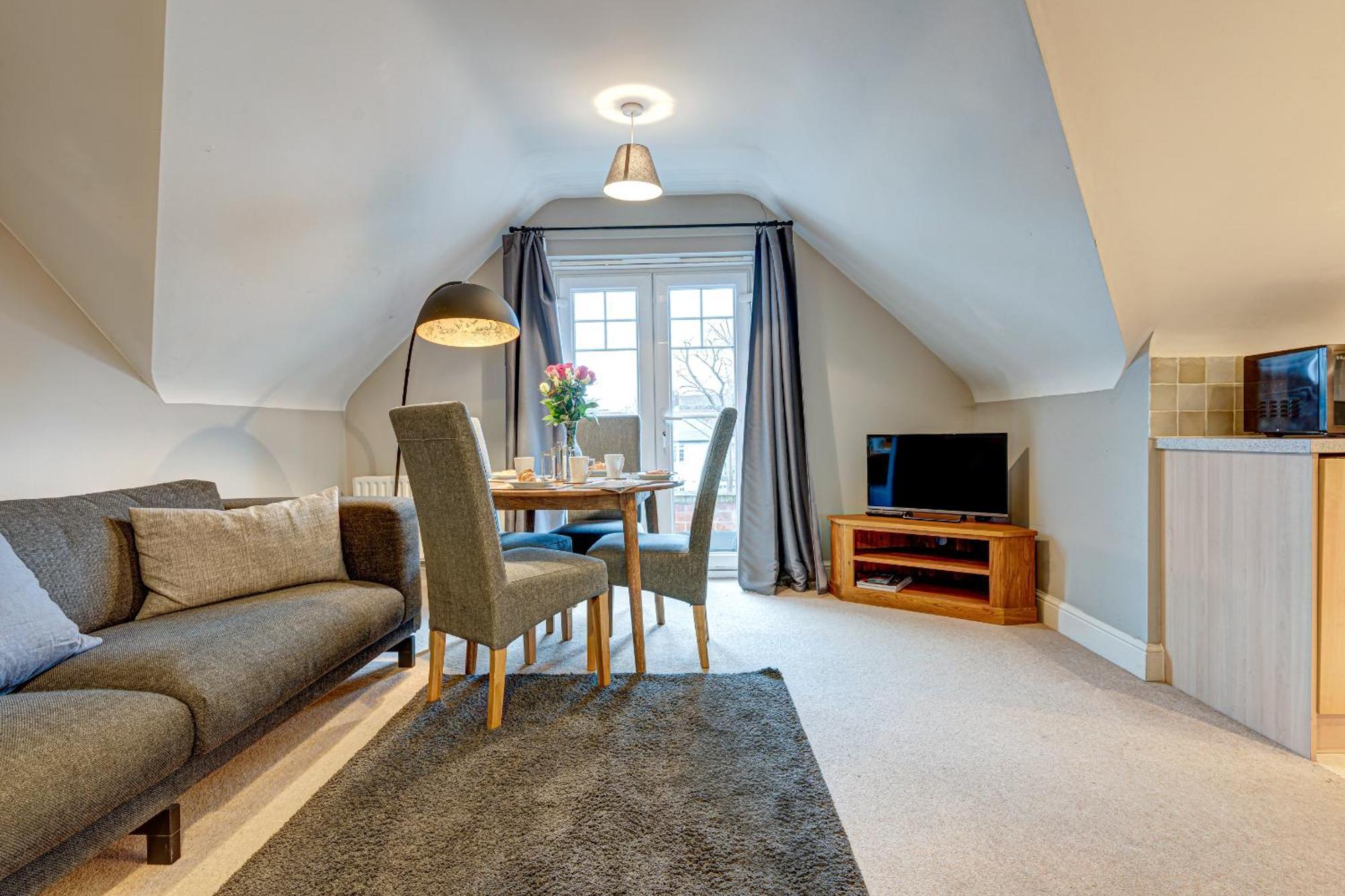 The Vanbrugh Suites Oxford Room photo